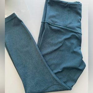 Athleta Elation 7/8 tight, garment dye